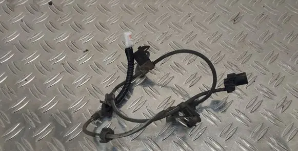 Toyota Corolla Verso AR10 Rear ABS sensor wiring 