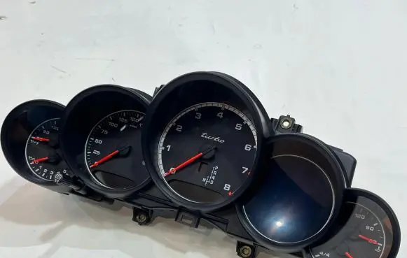 Porsche Cayenne (92A) Speedometer (instrument cluster) 7P5920902AD