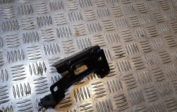 Chrysler Pacifica Other interior part F884AA 027A6