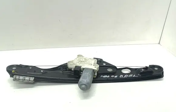 Mercedes-Benz E W211 Rear door window regulator with motor 2117300246 A2118202442
