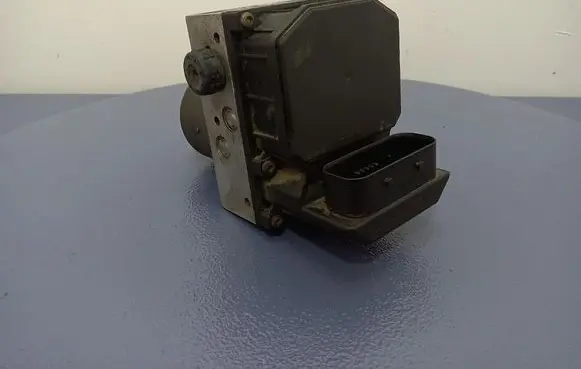 Audi A6 Allroad C5 ABS Pump 8E0614517