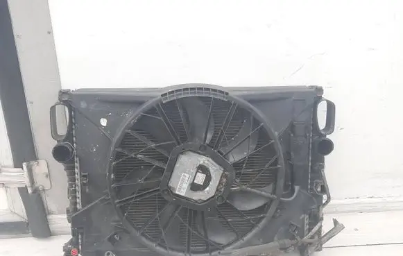 Mercedes-Benz E W211 Coolant radiator A2115000154