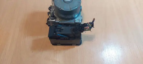 Ford Focus ABS Pump JX61-2C219-GG JX61-2B373-GG 0.0916-0197.3