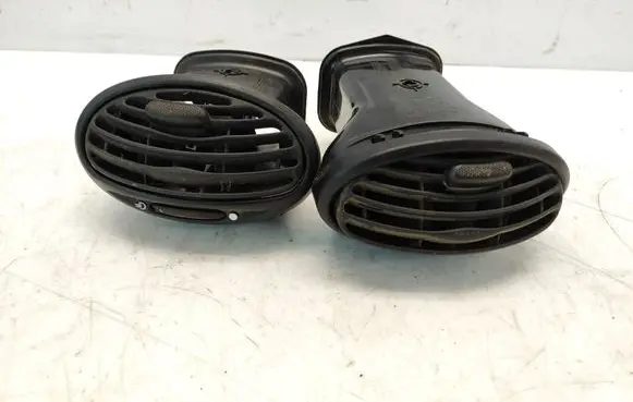 Ford Focus Dashboard side air vent grill/cover trim 98AB19893BJW 98AB19893AKW
