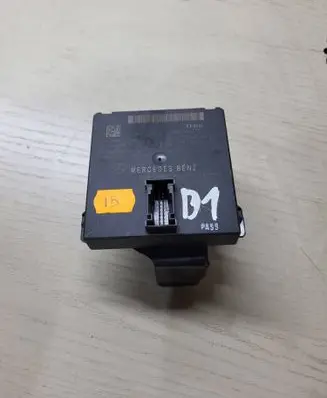 Mercedes-Benz S W221 Gateway control module A2215406462 A2214481227 A2215408462