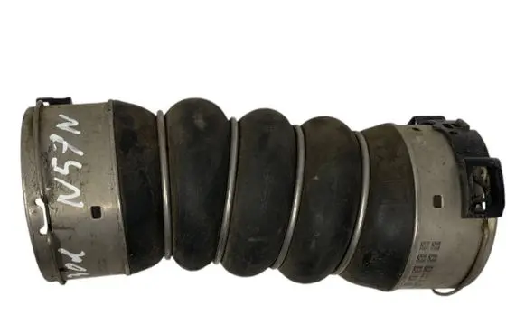 BMW 5 F10 F11 Intercooler hose/pipe 8513451
