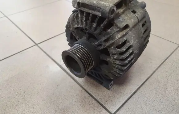 Mercedes-Benz C W204 Generator/alternator A0009060401