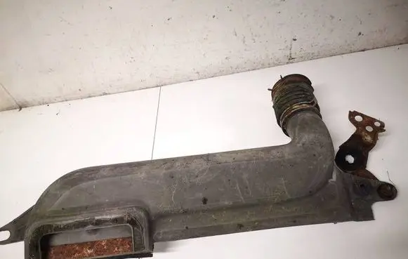 Mazda 626 Air intake hose/pipe fs0513200