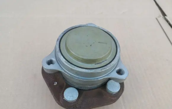 Tesla Model 3 Stub axle 