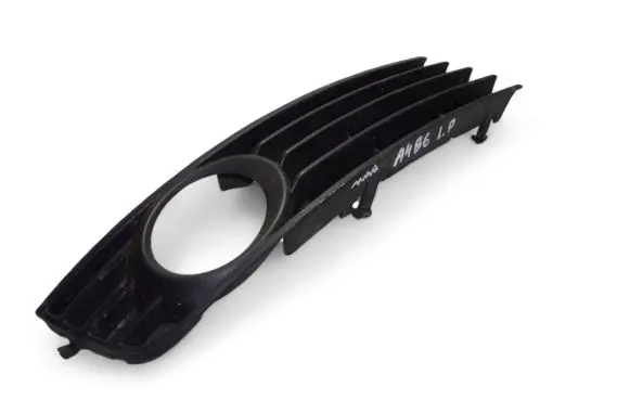 Front bumper lower grill