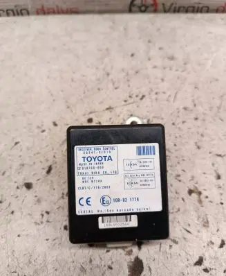 Toyota Corolla Verso AR10 Door control unit/module 897410F010 61B168000 10R021776