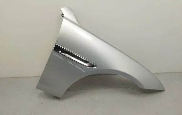 Jaguar XE Fender 