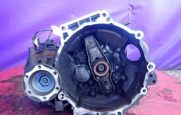 Seat Ibiza III (6L) Manual 5 speed gearbox GGU08112