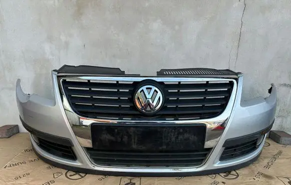 Volkswagen PASSAT B6 Front bumper