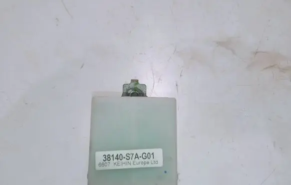 Honda FR-V Window wiper relay 38140S7AG01 6607