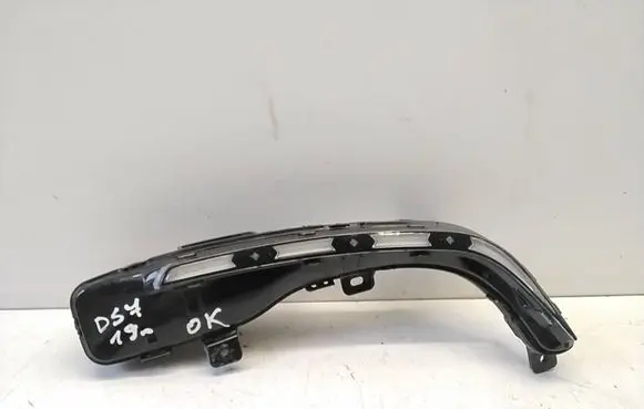 Citroen DS7 Crossback LED Daytime headlight 9815740680 01312302