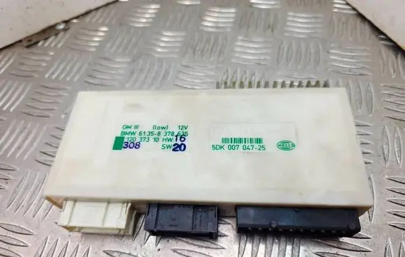 BMW 5 E39 Comfort/convenience module 8378635 61358378635