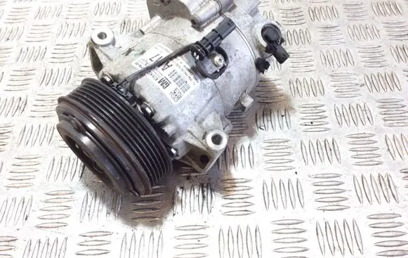 Opel Mokka X Air conditioning (A/C) compressor (pump) 13450516