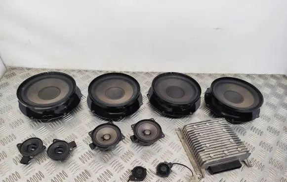 Skoda Superb B6 (3T) Audio system kit 3T0035456 3T0035411D 3T0035411E