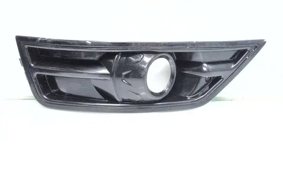 Ford Focus Front fog light trim/grill 6M5Y15A245AW