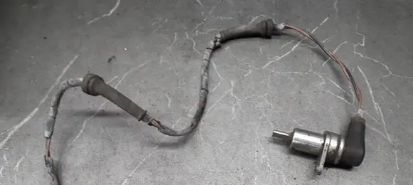 BMW 5 E34 ABS brake wheel speed sensor 0265001135