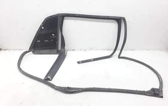 Volkswagen Phaeton Rear vent window glass 43R001404