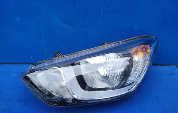 Hyundai i20 (PB PBT) Headlight/headlamp 921014P500