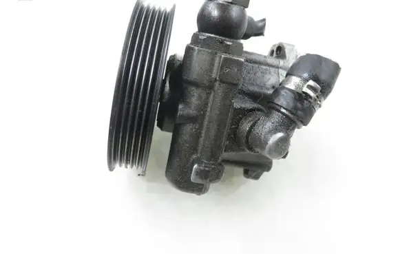 Volkswagen PASSAT B5 Power steering pump 7690955102 8D0145156T
