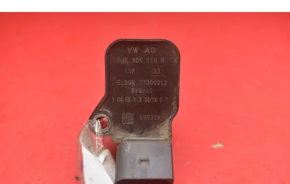 Skoda Citigo High voltage ignition coil 04E905110M