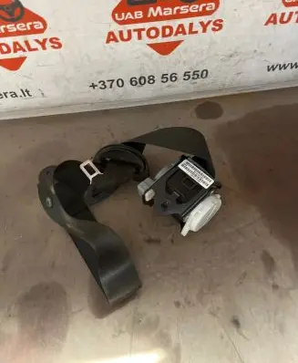 Mercedes-Benz Sprinter W906 Front seatbelt 05557499001 0713D7V1N5