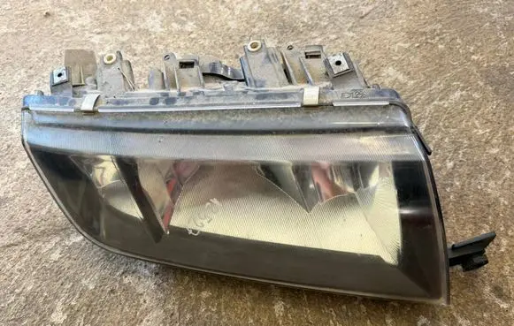 Skoda Fabia Mk1 (6Y) Headlight/headlamp 206229B