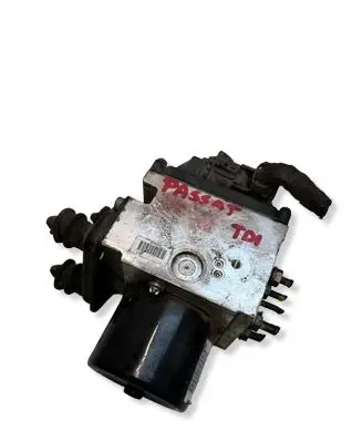 Volkswagen PASSAT B6 ABS Pump F0711G0264DEX
