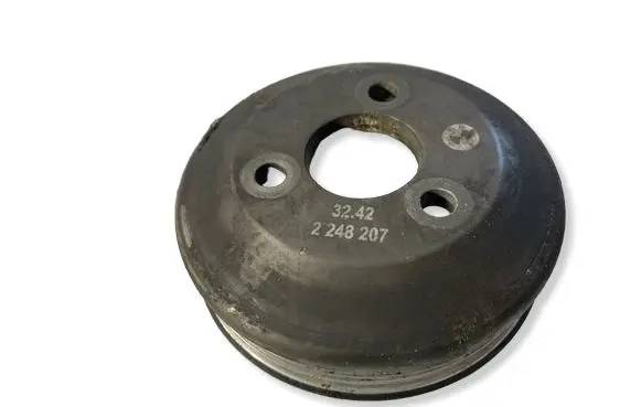BMW 7 E38 Power steering pump pulley 32422248207 2248207