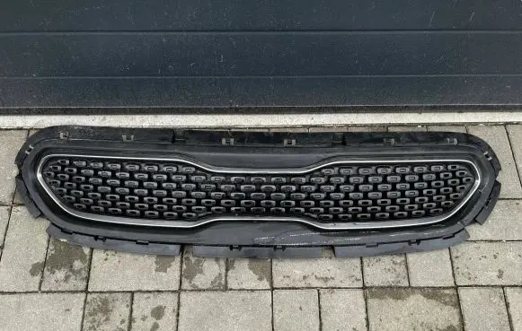 KIA Niro Front grill