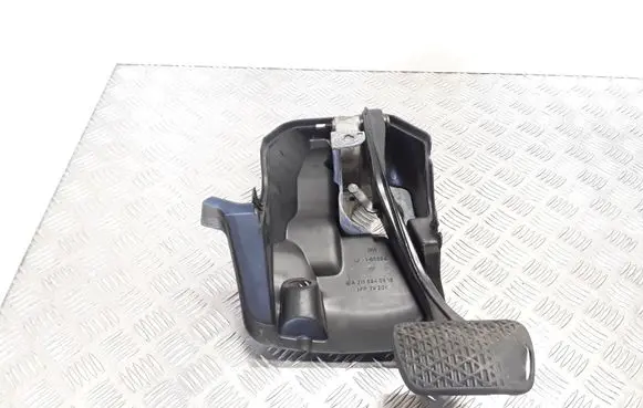 Mercedes-Benz E W211 Brake pedal 1232910082 A2116840918