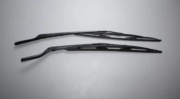 BMW X5 E53 Windshield/front glass wiper blade 7075612 8245372