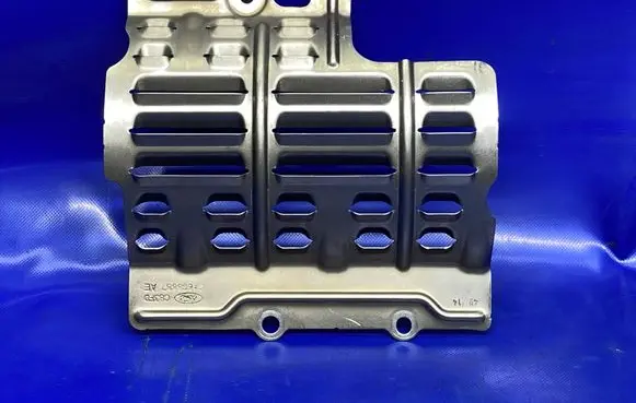 Ford Focus Oil sump CA6G6687AE