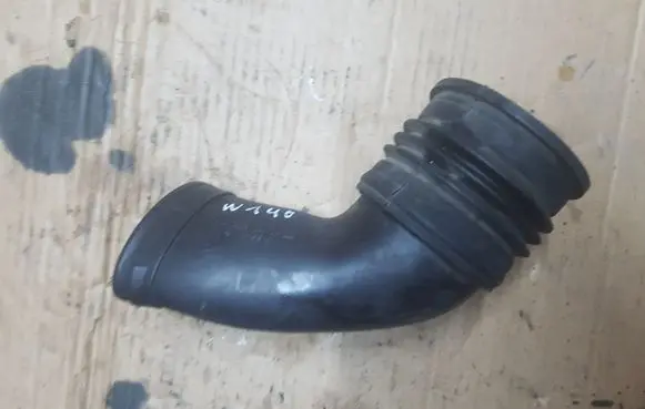 Mercedes-Benz S W140 Air intake duct part 1405280404