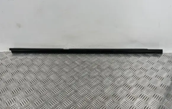 Mercedes-Benz C W205 Rear door trim (molding) A2057303801