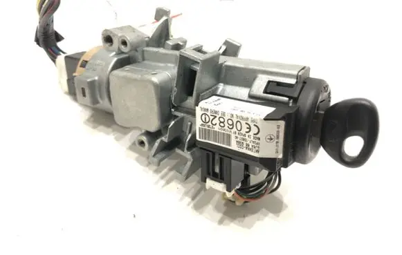 Mazda 6 Ignition lock VP2ALF-15607-AC