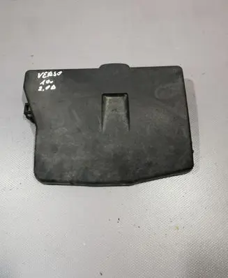 Toyota Verso Fuse box cover 8266205150