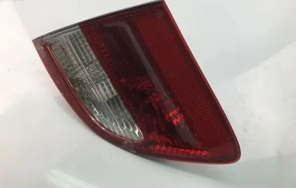 Mercedes-Benz E W211 Tailgate rear/tail lights A2118201464