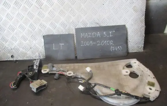 Mazda 5 EUR ISO radio connector 