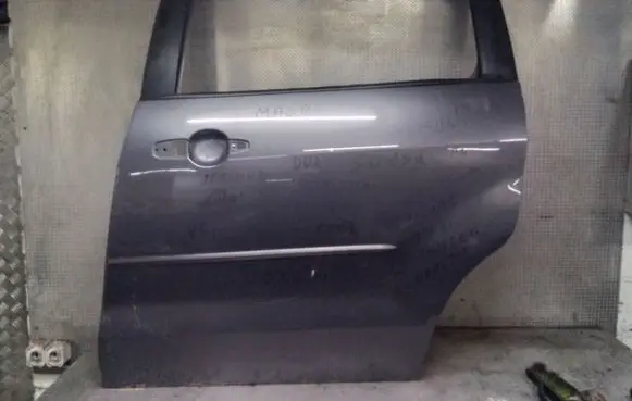 Mazda 5 Side sliding door 