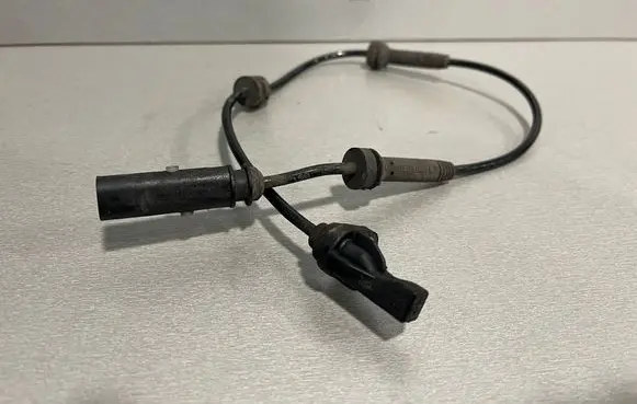 BMW 4 F32 F33 ABS brake wheel speed sensor 6791223