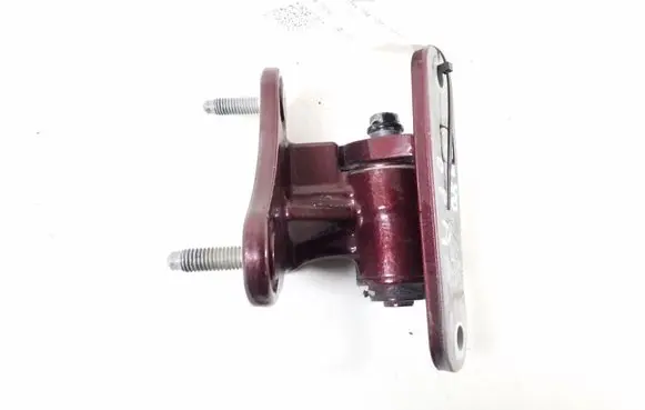 Mercedes-Benz C W204 Front door lower hinge A2047200437