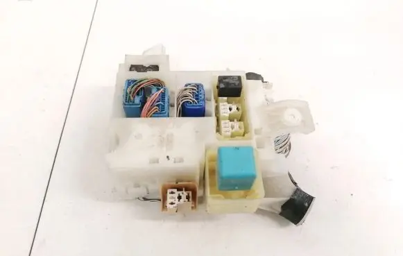 Toyota Corolla E120 E130 Fuse box set 6059a11