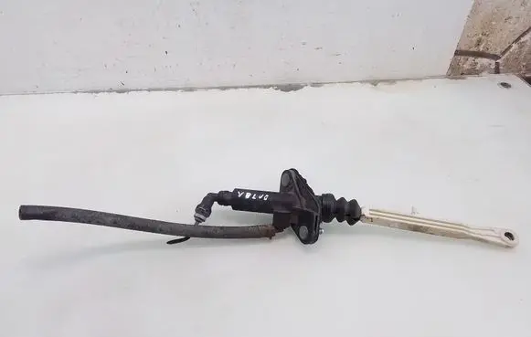 Volvo V70 Clutch slave cylinder KG1955TP01