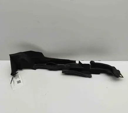 Audi A5 Fender end trim 8W6821170E
