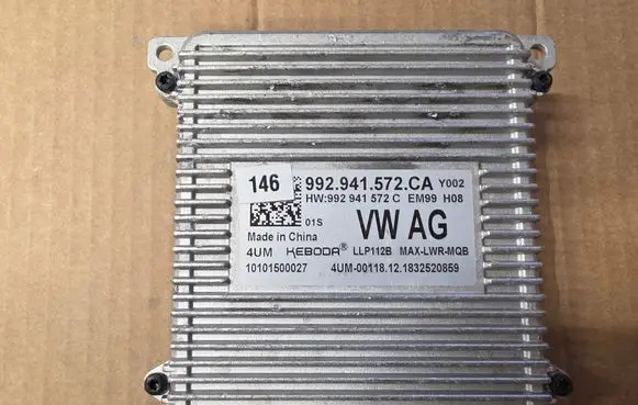 Volkswagen PASSAT B8 LED ballast control module 992941572CA